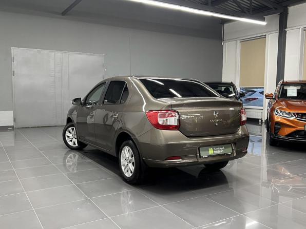 Renault Logan II Рестайлинг с пробегом 2019 года, цена 1 040 000 рублей, 97699 км, седан, Автокод Объявления