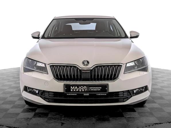 Skoda Superb III с пробегом 2019 года, цена 2 300 000 рублей, 94130 км, лифтбек, Автокод Объявления