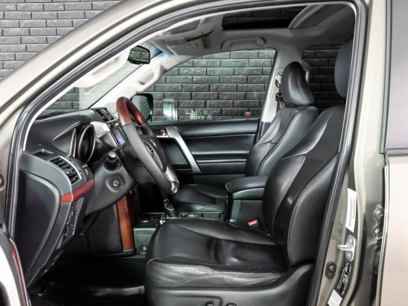 Toyota Land Cruiser Prado 150 Series Рестайлинг 1 с пробегом 2014 года, цена 3 990 000 рублей, 191597 км, внедорожник, Автокод Объявления
