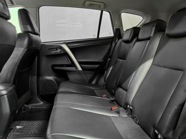 Toyota RAV4 IV (XA40) Рестайлинг с пробегом 2017 года, цена 2 500 000 рублей, 194000 км, внедорожник, Автокод Объявления