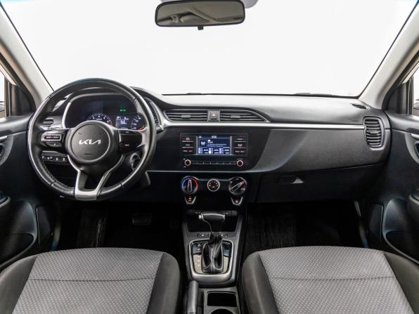 Kia Rio IV Рестайлинг с пробегом 2021 года, цена 1 618 000 рублей, 62770 км, седан, Автокод Объявления