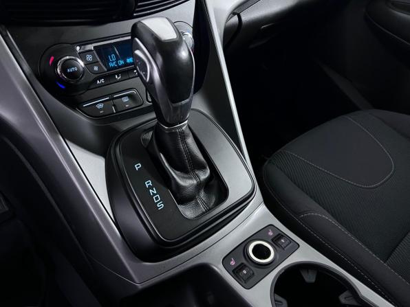 Ford Kuga II с пробегом 2015 года, цена 1 050 000 рублей, 199064 км, внедорожник, Автокод Объявления