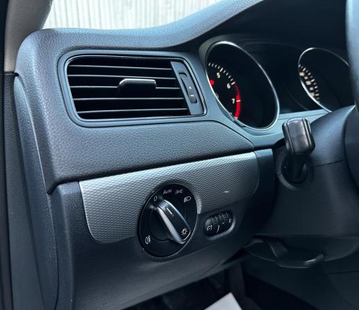 Volkswagen Jetta VI Рестайлинг с пробегом 2016 года, цена 1 100 000 рублей, 160463 км, седан, Автокод Объявления