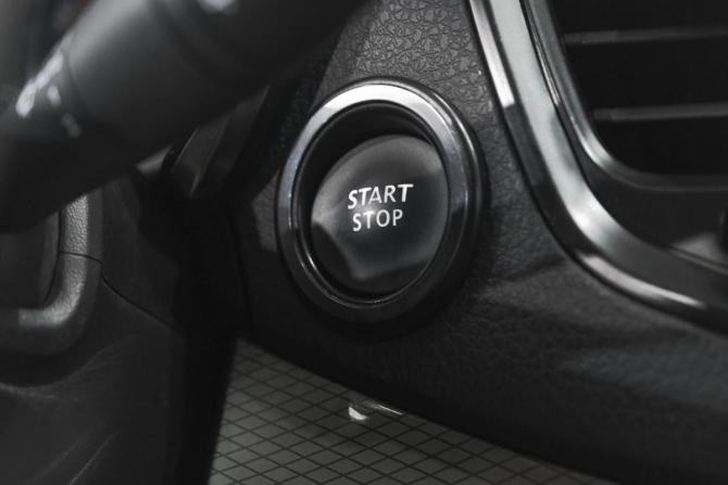 Lada (ВАЗ) Vesta I Рестайлинг (NG) с пробегом 2023 года, цена 999 000 рублей, 84000 км, седан, Автокод Объявления