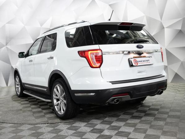 Ford Explorer V Рестайлинг 2 с пробегом 2018 года, цена 2 996 000 рублей, 135000 км, внедорожник, Автокод Объявления