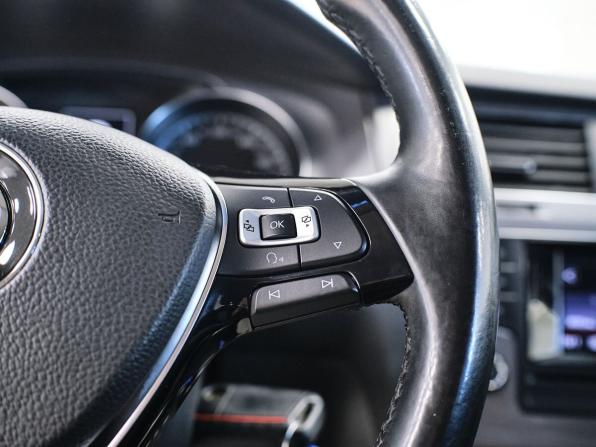Volkswagen Golf VII с пробегом 2014 года, цена 963 000 рублей, 80211 км, хэтчбек, Автокод Объявления