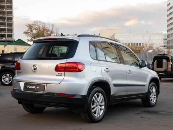 Volkswagen Tiguan I Рестайлинг с пробегом 2012 года, цена 953 000 рублей, 247368 км, внедорожник, Автокод Объявления