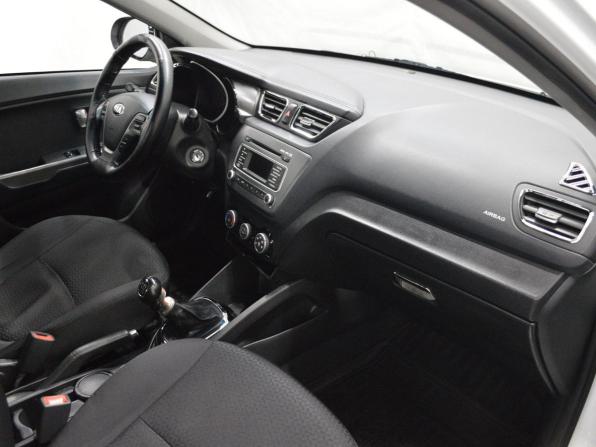 Kia Rio III Рестайлинг с пробегом 2016 года, цена 760 000 рублей, 161300 км, седан, Автокод Объявления