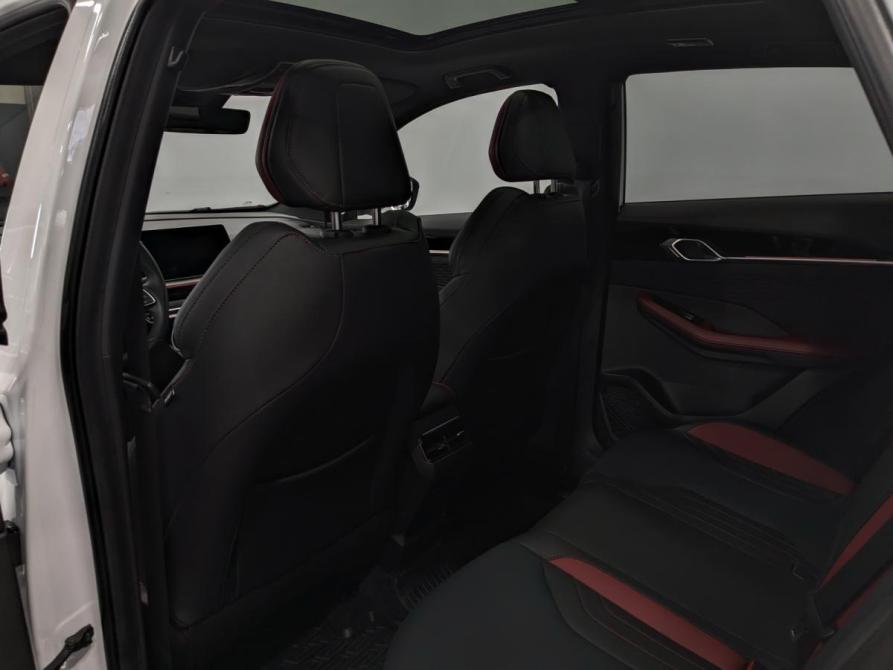 Geely Coolray I Рестайлинг Санкт-Петербург  - изображение 13