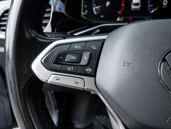 Volkswagen Polo VI с пробегом 2020 года, цена 1 680 000 рублей, 143211 км, лифтбек, Автокод Объявления