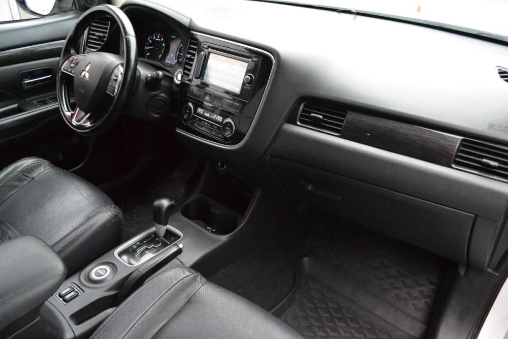 Mitsubishi Outlander III Рестайлинг 2 Старый Оскол  - изображение 9