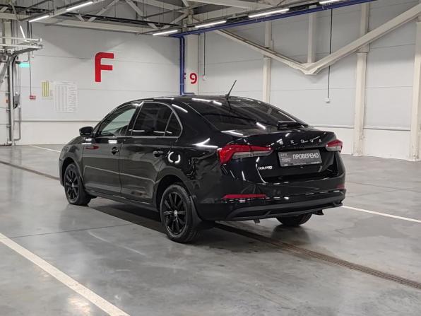 Skoda Rapid II с пробегом 2021 года, цена 1 649 000 рублей, 57301 км, лифтбек, Автокод Объявления