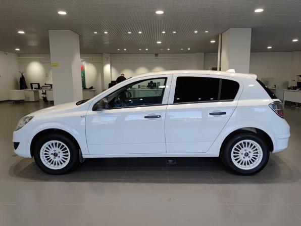 Opel Astra H Рестайлинг с пробегом 2013 года, цена 450 000 рублей, 235681 км, хэтчбек, Автокод Объявления