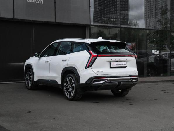 Geely Atlas II с пробегом 2024 года, цена 3 000 000 рублей, 24957 км, внедорожник, Автокод Объявления