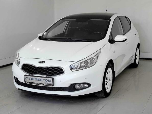 Kia Ceed II Рестайлинг с пробегом 2015 года, цена 1 020 000 рублей, 259255 км, хэтчбек, Автокод Объявления