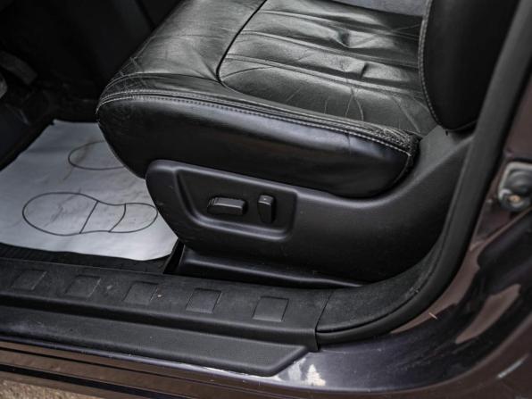 Nissan X-Trail II Рестайлинг с пробегом 2013 года, цена 1 018 000 рублей, 294176 км, внедорожник, Автокод Объявления