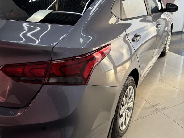 Hyundai Solaris II с пробегом 2018 года, цена 1 365 000 рублей, 42193 км, седан, Автокод Объявления