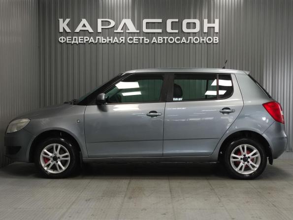 Skoda Fabia II Рестайлинг с пробегом 2011 года, цена 450 000 рублей, 181746 км, хэтчбек, Автокод Объявления