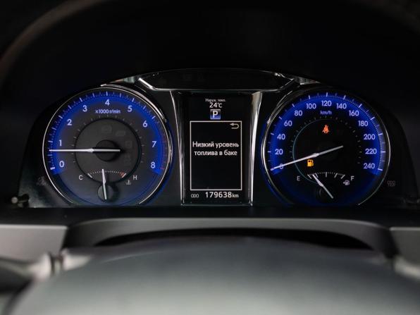 Toyota Camry VII (XV50) Рестайлинг с пробегом 2015 года, цена 2 200 000 рублей, 179623 км, седан, Автокод Объявления