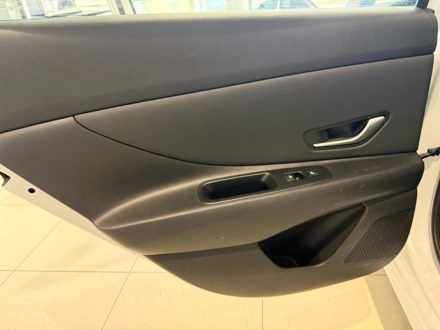 Hyundai Elantra VII (CN7) Екатеринбург  - изображение 12
