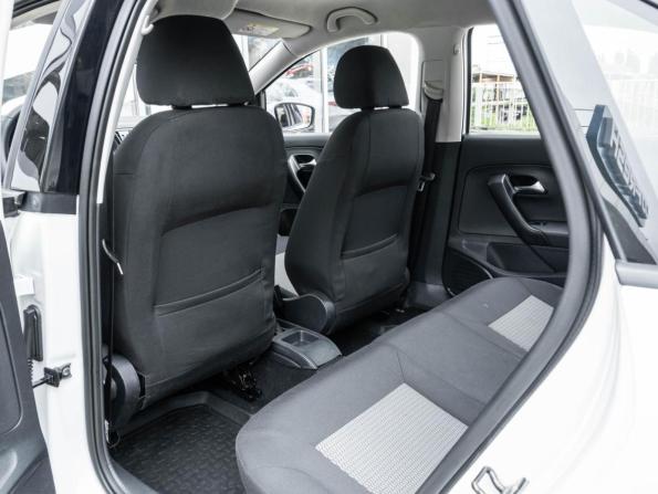 Volkswagen Polo V с пробегом 2015 года, цена 744 700 рублей, 178721 км, седан, Автокод Объявления