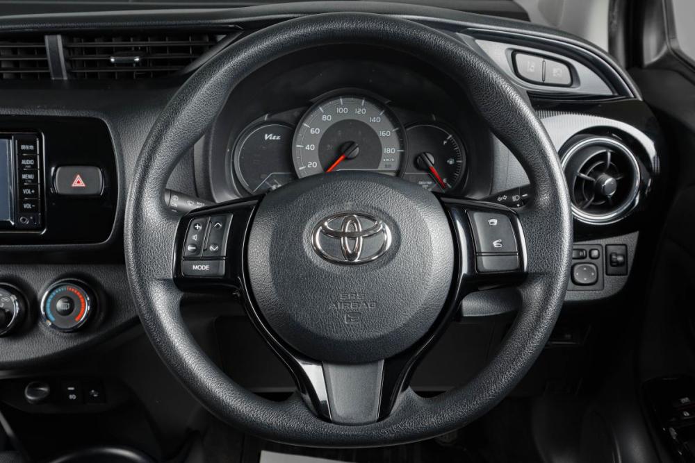 Toyota Vitz III (XP130) Рестайлинг 2 Тюмень  - изображение 14