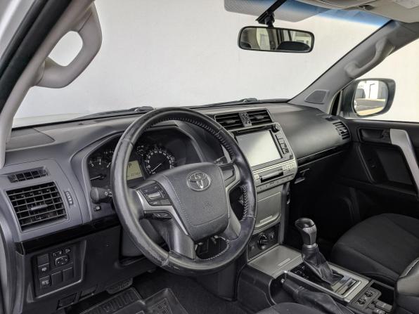 Toyota Land Cruiser Prado 150 Series Рестайлинг 2 с пробегом 2018 года, цена 3 880 000 рублей, 207302 км, внедорожник, Автокод Объявления