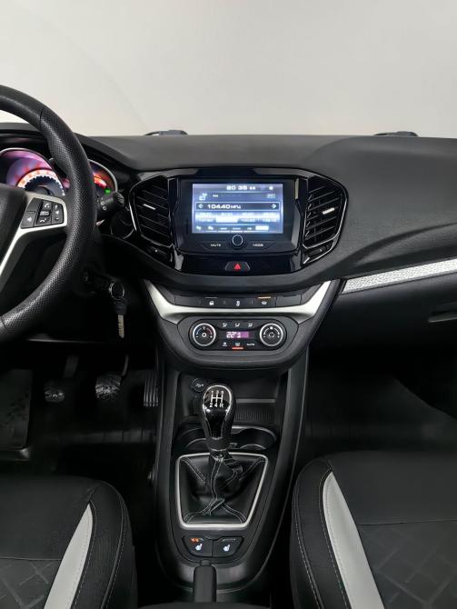 Lada (ВАЗ) Vesta I Москва  - изображение 12