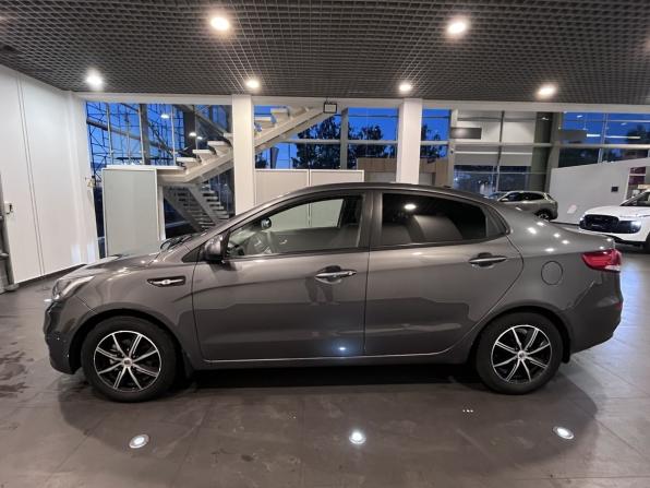 Kia Rio III Рестайлинг с пробегом 2017 года, цена 1 000 000 рублей, 194875 км, седан, Автокод Объявления
