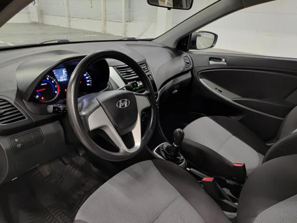 Hyundai Solaris I с пробегом 2013 года, цена 630 000 рублей, 183877 км, седан, Автокод Объявления