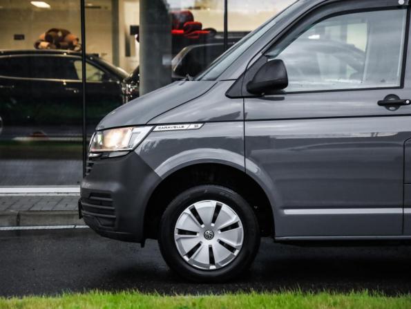 Volkswagen Caravelle T6 Рестайлинг с пробегом 2020 года, цена 3 499 000 рублей, 146000 км, минивэн, Автокод Объявления