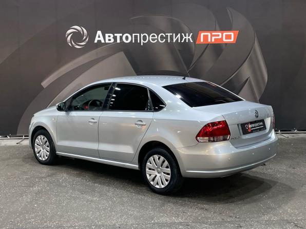 Volkswagen Polo V с пробегом 2012 года, цена 888 000 рублей, 90070 км, седан, Автокод Объявления