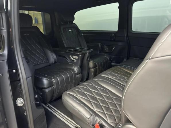Mercedes-Benz V-Класс III (W447) Рестайлинг 2 с пробегом 2024 года, цена 12 990 000 рублей, 38256 км, минивэн, Автокод Объявления