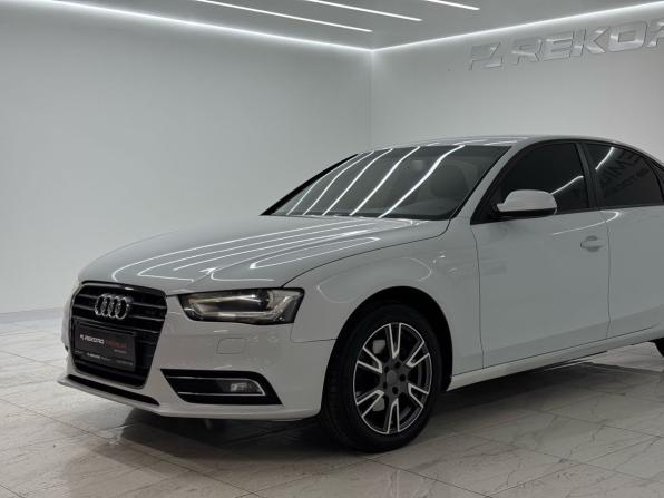 Audi A4 IV (B8) Рестайлинг с пробегом 2014 года, цена 1 500 000 рублей, 187383 км, седан, Автокод Объявления