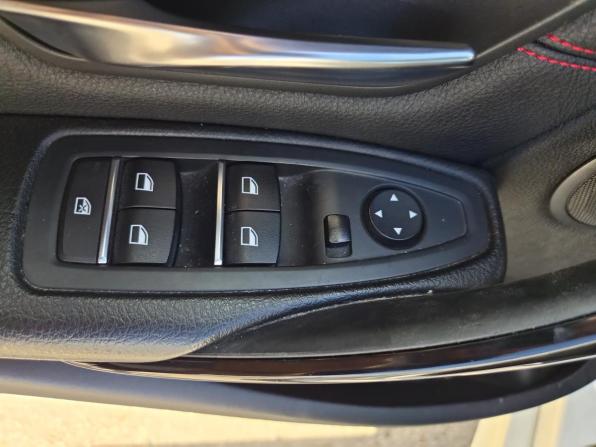 BMW 3 серии VI (F3x) Рестайлинг с пробегом 2015 года, цена 2 250 000 рублей, 176886 км, седан, Автокод Объявления