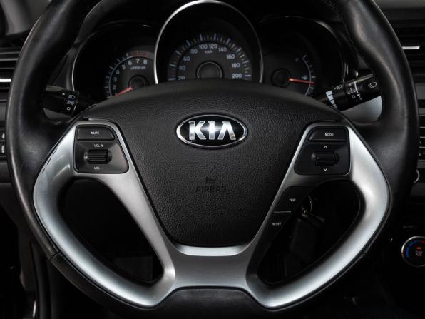 Kia Rio III Рестайлинг с пробегом 2016 года, цена 1 049 000 рублей, 125421 км, седан, Автокод Объявления
