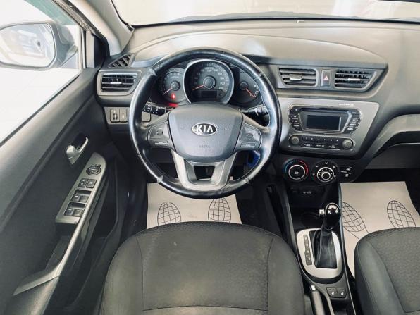 Kia Rio III с пробегом 2014 года, цена 900 000 рублей, 180000 км, седан, Автокод Объявления