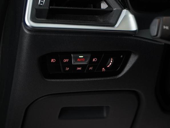BMW 3 серии VII (G2x) с пробегом 2019 года, цена 3 499 050 рублей, 184844 км, седан, Автокод Объявления