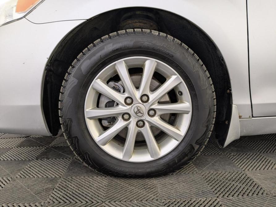 Toyota Camry VI (XV40) Рестайлинг Москва  - изображение 12