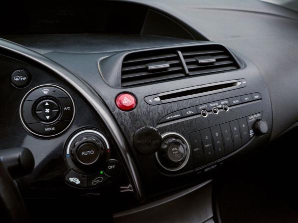 Honda Civic VIII с пробегом 2007 года, цена 649 000 рублей, 198000 км, хэтчбек, Автокод Объявления
