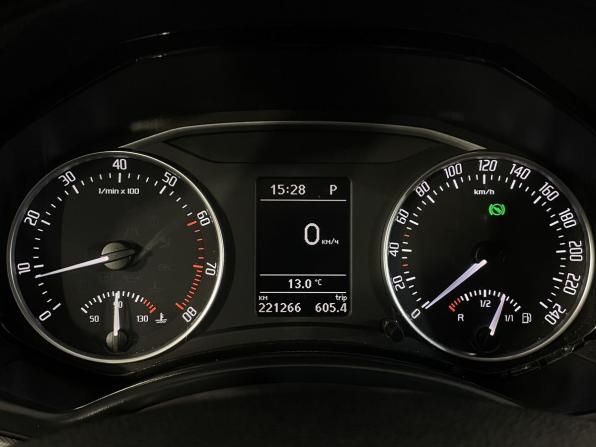 Skoda Octavia II (A5) Рестайлинг с пробегом 2012 года, цена 780 000 рублей, 221098 км, лифтбек, Автокод Объявления