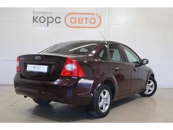 Ford Focus II Рестайлинг с пробегом 2010 года, цена 628 000 рублей, 135861 км, седан, Автокод Объявления