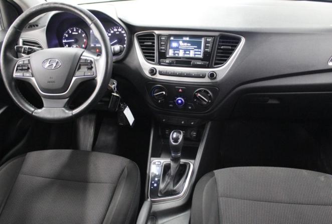 Hyundai Solaris II с пробегом 2018 года, цена 1 440 000 рублей, 153482 км, седан, Автокод Объявления