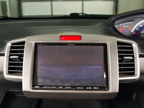 Honda Freed I Рестайлинг с пробегом 2011 года, цена 1 144 995 рублей, 156068 км, компактвэн, Автокод Объявления