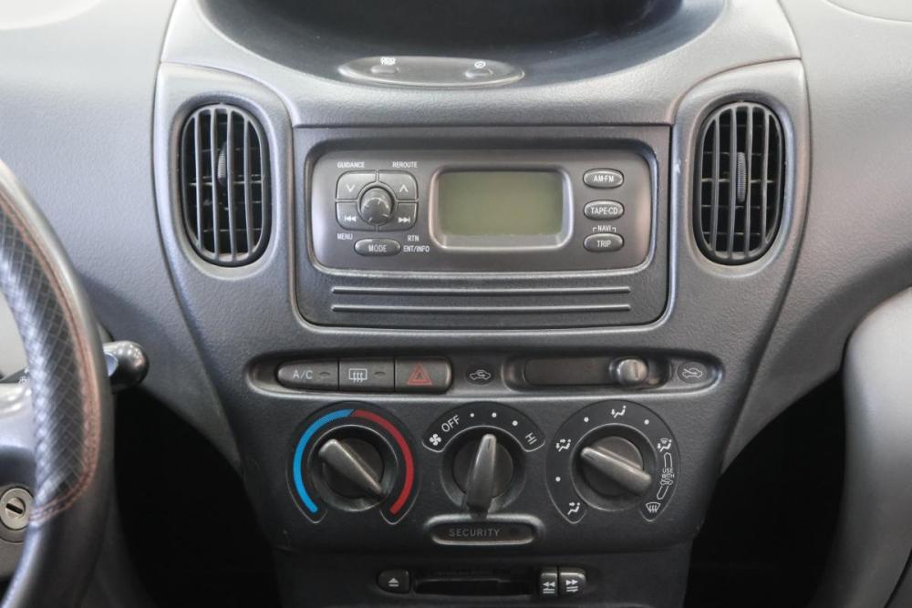 Toyota Yaris Verso Омск  - изображение 16