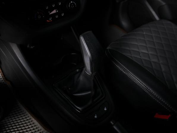 Lada (ВАЗ) Vesta I с пробегом 2019 года, цена 880 000 рублей, 197000 км, седан, Автокод Объявления