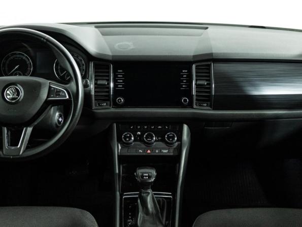 Skoda Kodiaq I с пробегом 2018 года, цена 2 579 700 рублей, 110405 км, внедорожник, Автокод Объявления