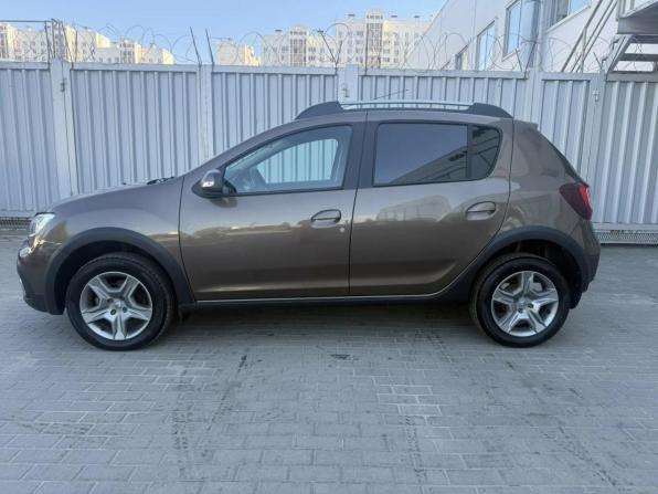 Renault Sandero II Рестайлинг с пробегом 2020 года, цена 1 145 000 рублей, 106000 км, хэтчбек, Автокод Объявления