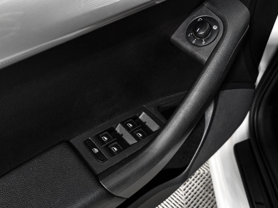 Skoda Octavia III (A7) Санкт-Петербург  - изображение 10