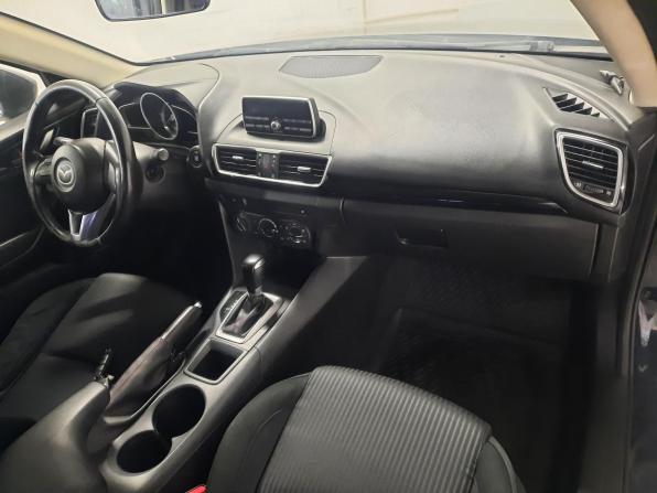 Mazda 3 III (BM) с пробегом 2014 года, цена 1 140 000 рублей, 190000 км, седан, Автокод Объявления